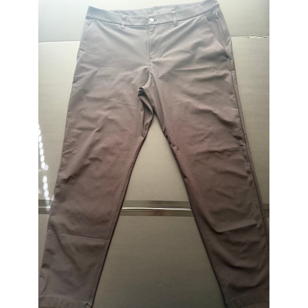 Lululemon Men’s ABC Slim-Fit Black 36 Performance Stretch